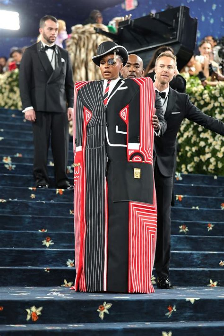 Janelle Monae in crystal Vera Wang at the Met Gala: perfect and on-theme?