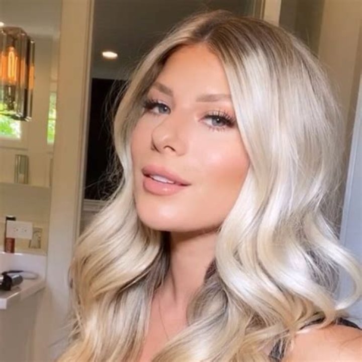 Jaylee Merrill - Age, Family, Bio