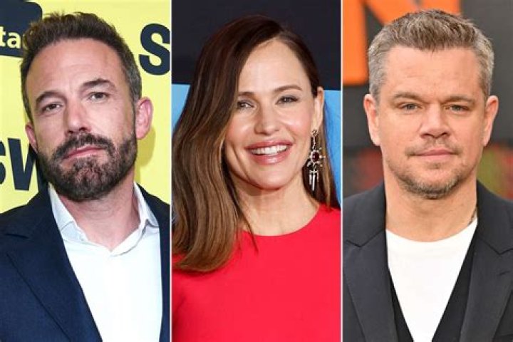 Jennifer Garner, Ben Affleck and more celebrities out on Halloween night