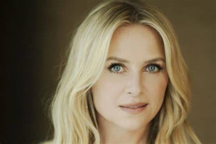 Jessica Capshaw photo