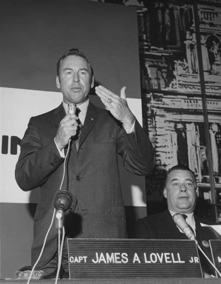 Jim Lovell photo 3