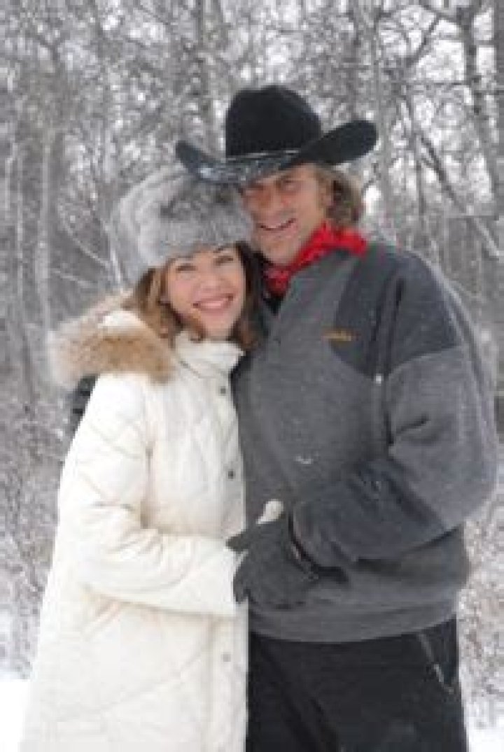 Jim Shockey is Married to Wife: Louise Shockey. Kids.