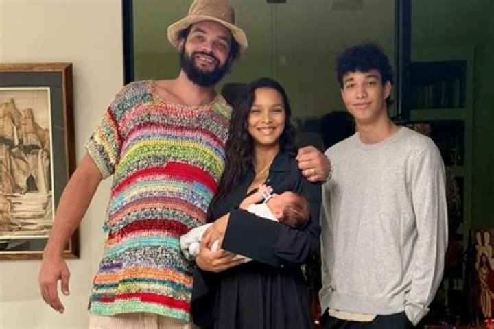 
Joakim Noah is not Married to Wife. Dating Girlfriend: Lais Ribeiro. Kids 