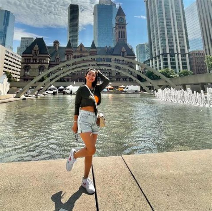 Joana Tiomico - Age, Family, Bio