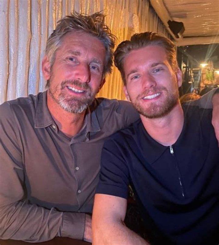 Joe van der Sar - Age, Family, Bio