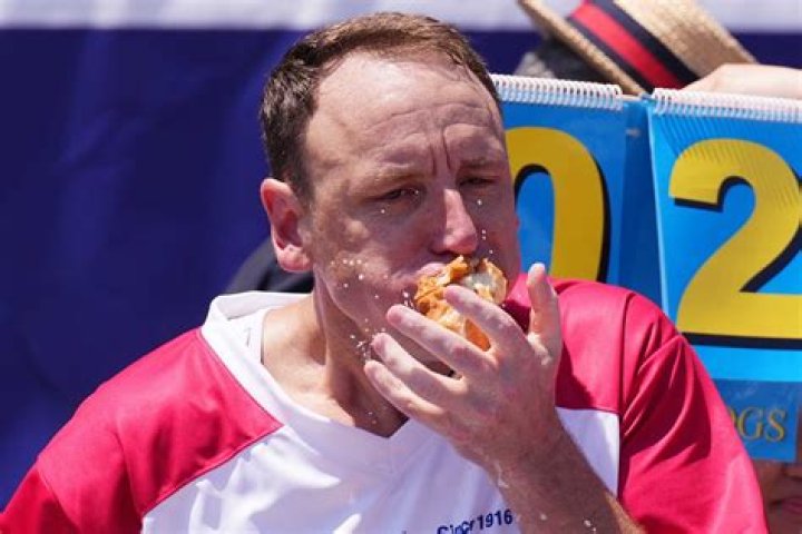 
Joey Chestnut Health Problems – Does He Throw Up After An Event? 