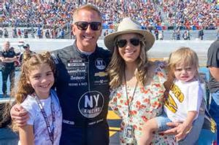 
John Kincade is Married to Wife: Cristina Kincade 