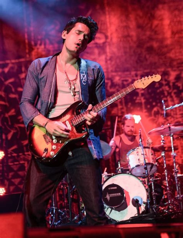 John Mayer in Details: “I’m not exactly Bob Dylan”