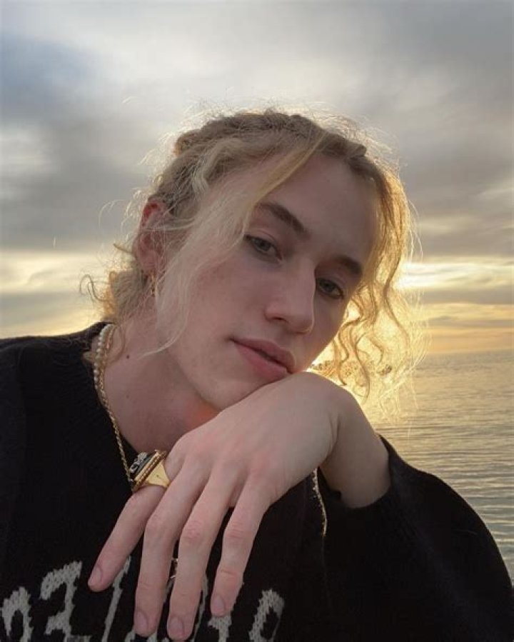 Jordan Huxhold (TikTok Star) Biography, Age, Girlfriend, Height, Net Worth