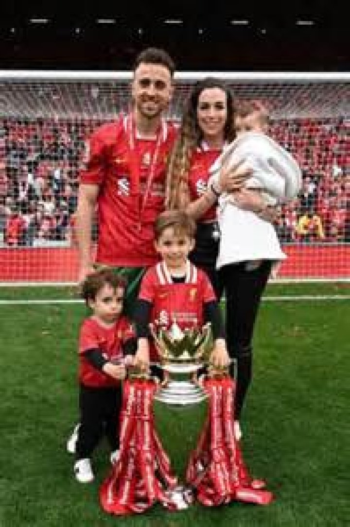 Jotta A - Age, Family, Bio