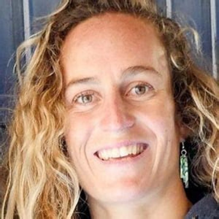 Justine Dupont - Age, Family, Bio