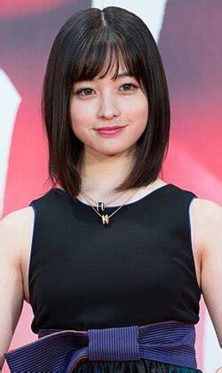 Kanna Hashimoto - Age, Family, Bio