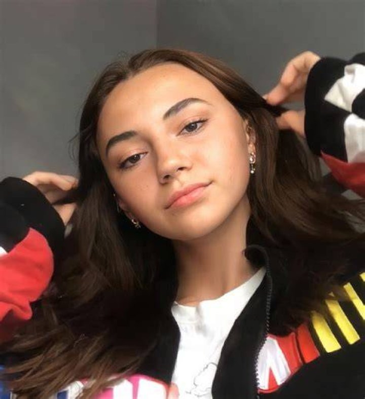 Kayla Davis Net Worth, Age, Boyfriend, Family, Biography & More