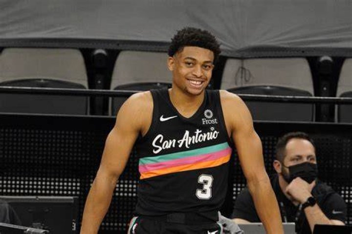 Keldon Johnson Height, Weight, Net Worth, Age, Birthday, Wikipedia, Who, Instagram, Biography