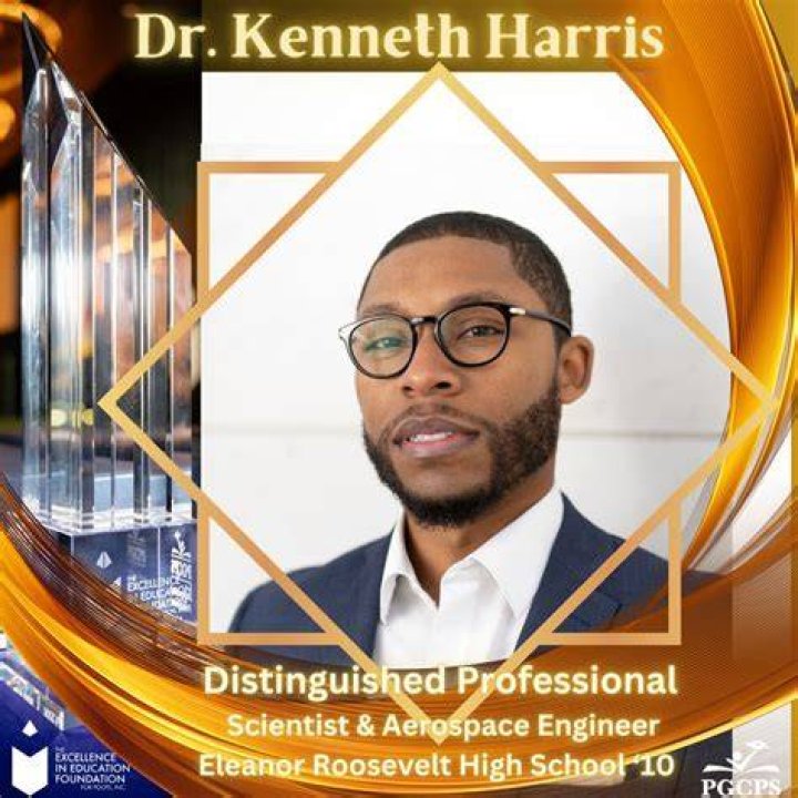 Kenneth Harris - Age, Family, Bio