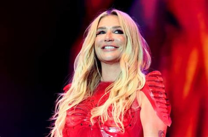 Kesha Opens Up About Her Sexuality in the Pride Month! Kesha