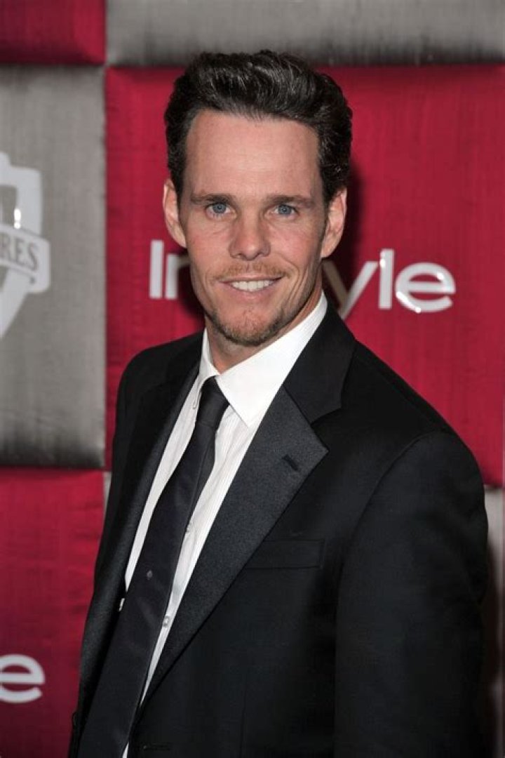 Kevin Dillon Height, Weight, Net Worth, Age, Birthday, Wikipedia, Who, Instagram, Biography