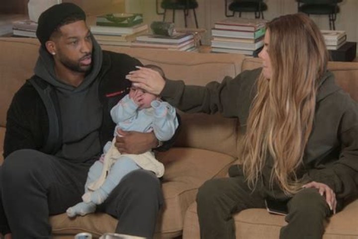 Khloe Kardashian’s freaky hands clap back on haters: ‘My hands are beautiful baby’