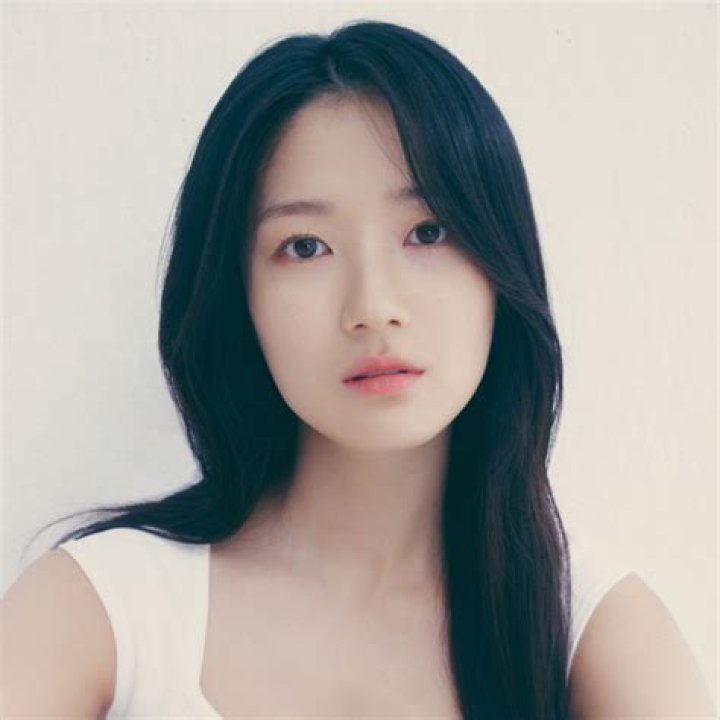 Kim Hye-Yoon Height, Weight, Net Worth, Age, Birthday, Wikipedia, Who, Instagram, Biography