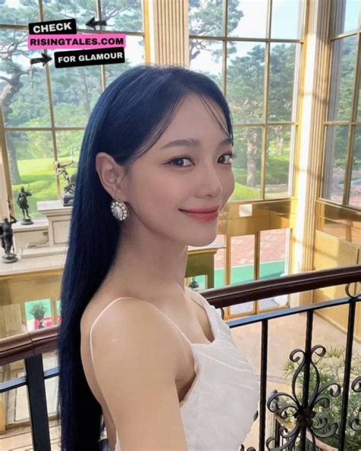 Kim Sejeong Height, Weight, Net Worth, Age, Birthday, Wikipedia, Who, Nationality, Biography