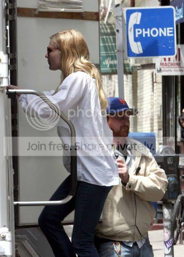Kirsten Dunst not so sober after rehab