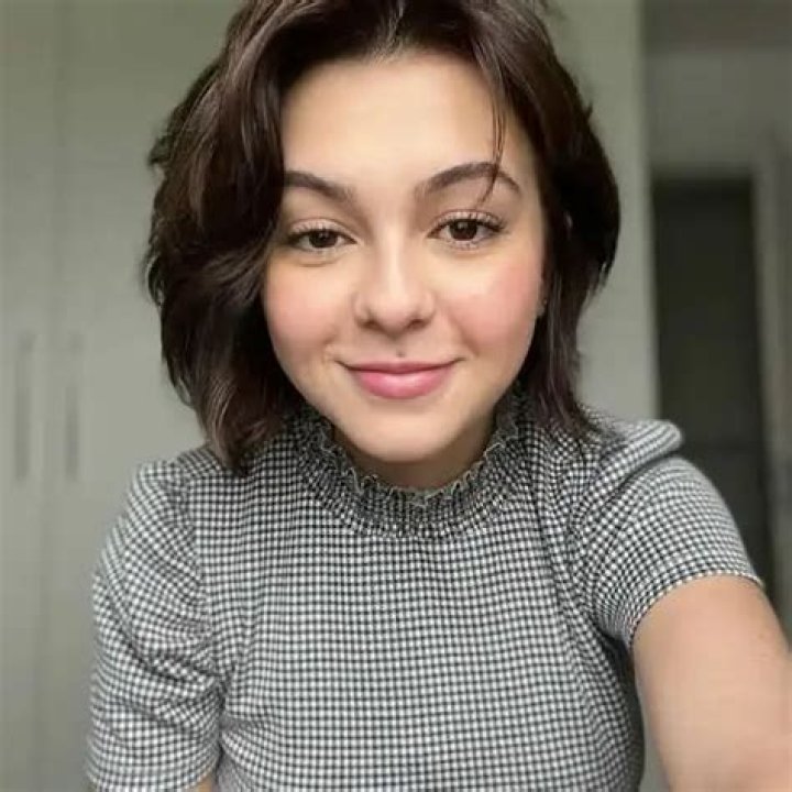Klara Castanho - Age, Family, Bio