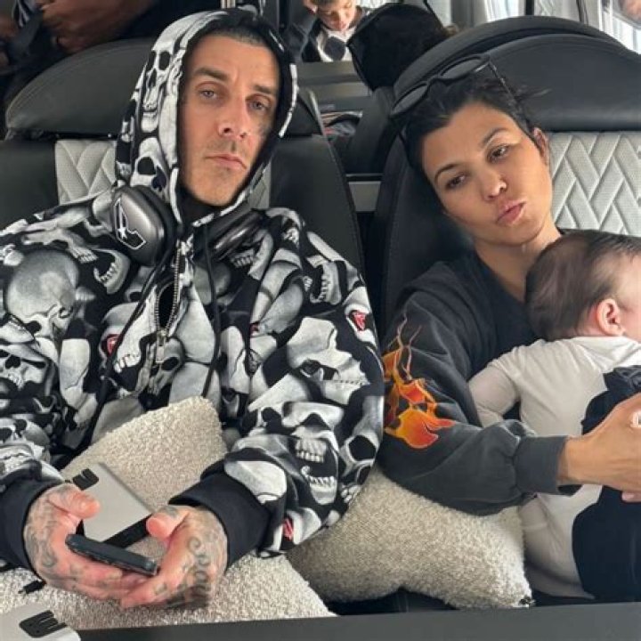 	Kourtney Kardashian criticized for getting a second dog for Christmas	