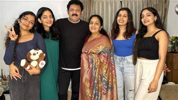 Krishna Kumar - Age, Family, Bio