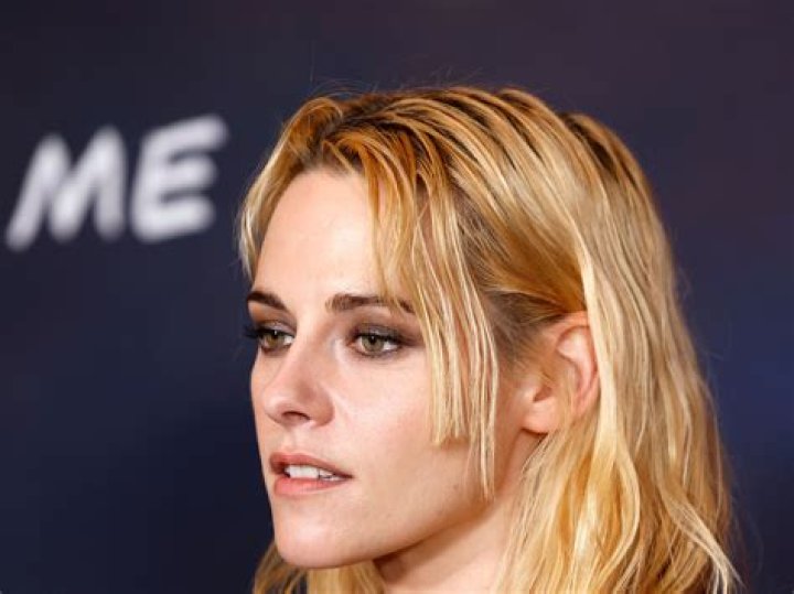 Kristen Stewart told Vogue that Sparkles likes to lick her armpits. Discuss.