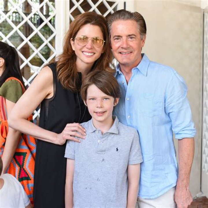
Kyle MacLachlan Height, Weight, Net Worth, Age, Birthday, Wikipedia, Who, Nationality, Biography 