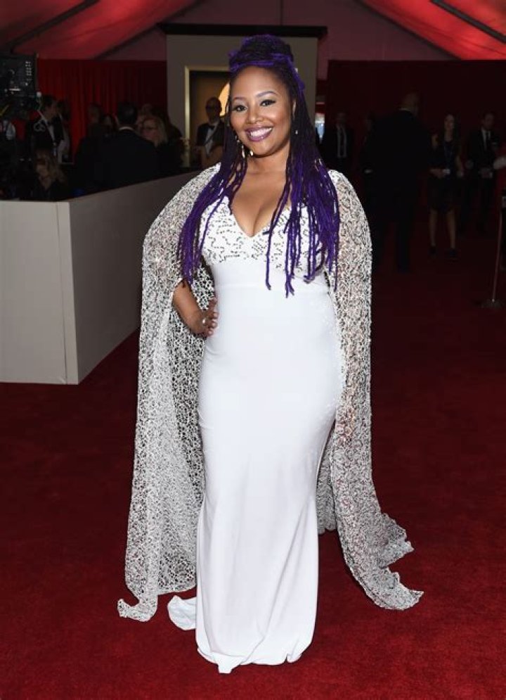 Lalah Hathaway Net Worth - Wiki, Age, Weight and Height, Relationships, Family, and More