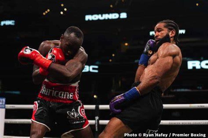 Lamont Peterson photo 3