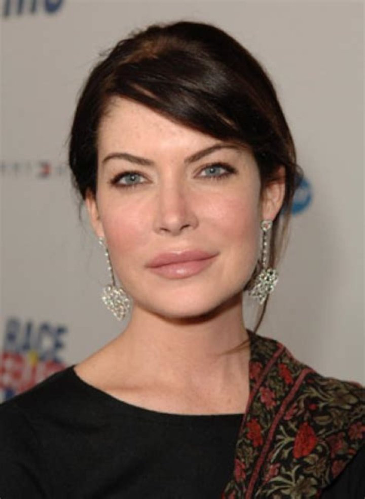 Lara Flynn Boyle Bio (Wiki) 