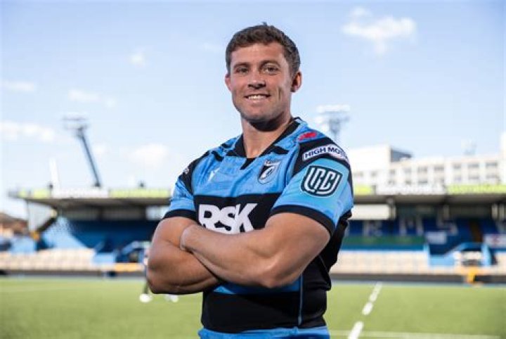 Leigh Halfpenny Height, Weight, Net Worth, Age, Birthday, Wikipedia, Who, Instagram, Biography