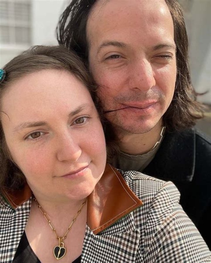 Lena Dunham married Luis Felber, her British-Peruvian boyfriend of six months