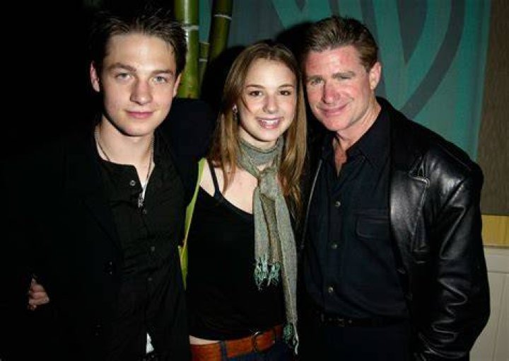 Life Of Model Taylor McKay From The Insider; Her Married Life With Actor Gregory Smith!