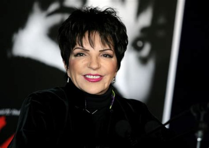 Liza Minelli's Net Worth (Updated 2022) 1 Liza Minelli Net Worth and Salary