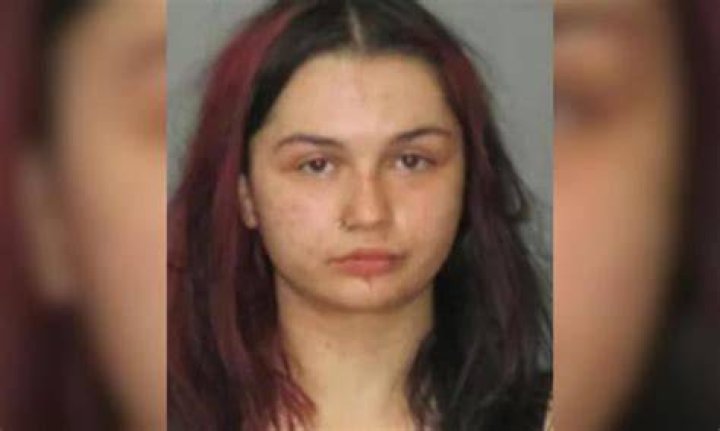 
Louisiana woman allegedly stabs boyfriend after he urinated in bed while asleep 