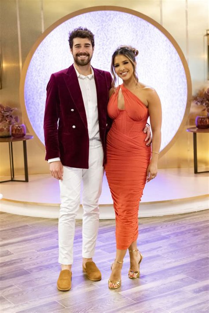 Love is Blind’s Zanab Jaffrey says Cole Barnett body shamed her repeatedly