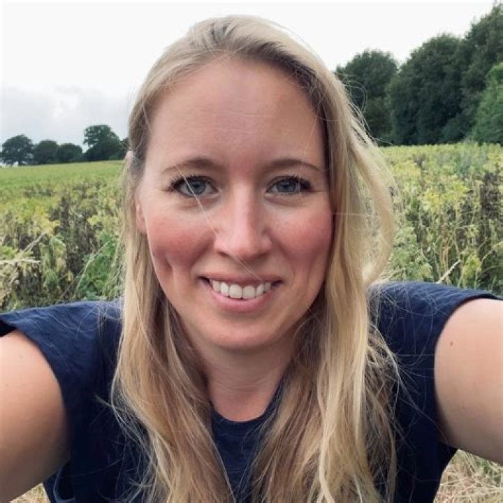 Lucy Miller - Age, Family, Bio