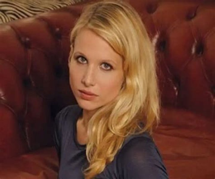 Lucy Punch Bio (Wiki) 