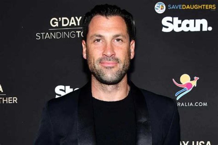 Maks Chmerkovskiy Height, Weight, Net Worth, Age, Birthday, Wikipedia, Who, Nationality, Biography