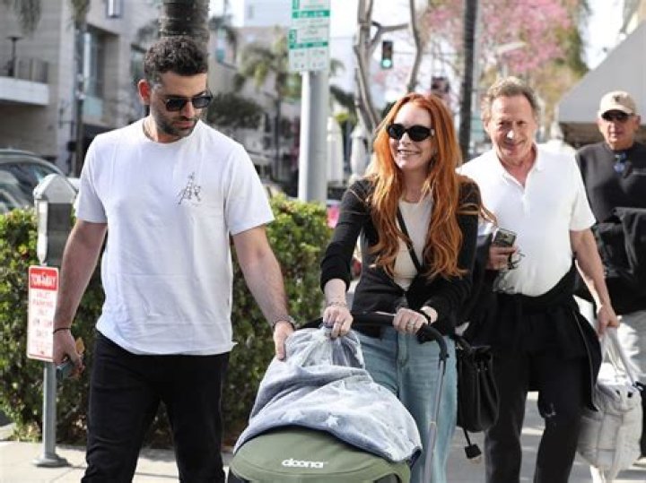 
Meet Lindsay Lohan Family: Hijos, Husband And Net Worth 