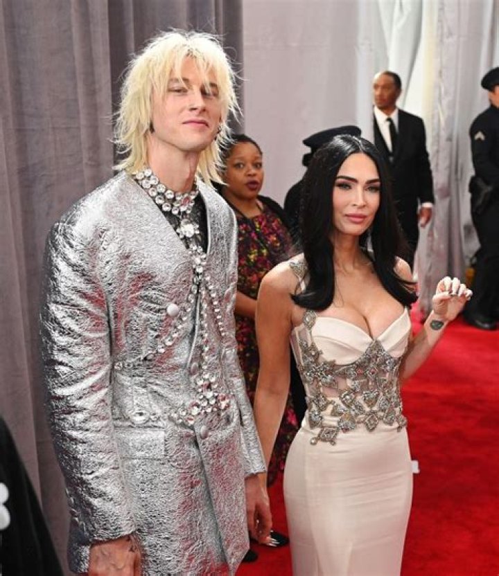 Megan Fox & Machine Gun Kelly went to couples counseling on V-Day