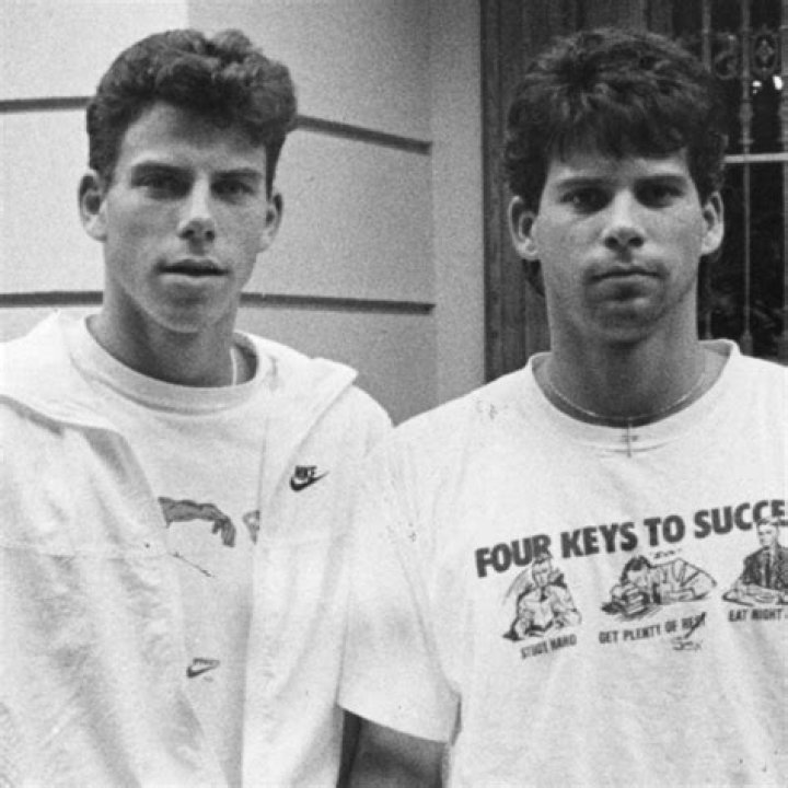 Menendez Brothers Height, Weight, Net Worth, Age, Birthday, Wikipedia, Who, Nationality, Biography