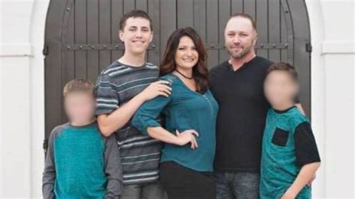 Michael Robinson - Age, Family, Bio
