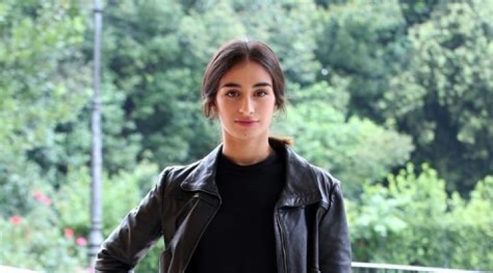 Michela De Rossi Height, Weight, Net Worth, Age, Birthday, Wikipedia, Who, Nationality, Biography