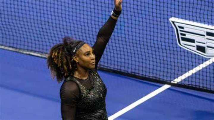 
Michelle Obama, LeBron James, Tiger Woods and More Celebs React to Serena Williams’ Likely Final Match 