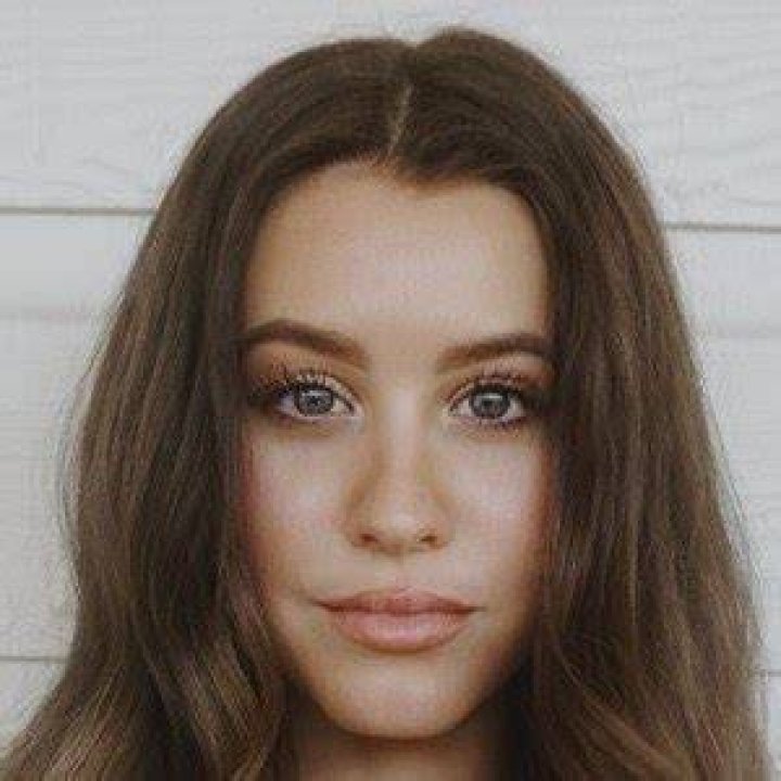 Mikayla Stephenson - Age, Family, Bio
