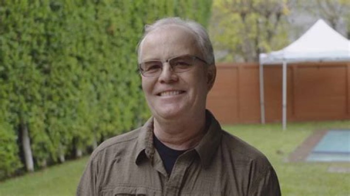 Mike Lookinland’s Net Worth, Wife, Age. What is he doing now?